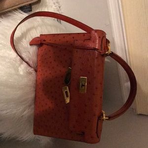 Hermès Kelly Red Ostrich leather size 28
